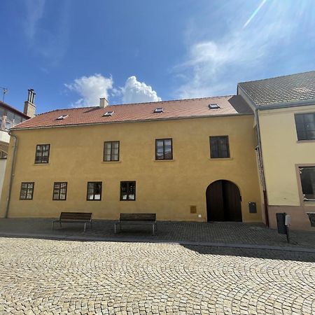 Apartmany Starak V Historickem Centru Znojma ズノイモ エクステリア 写真