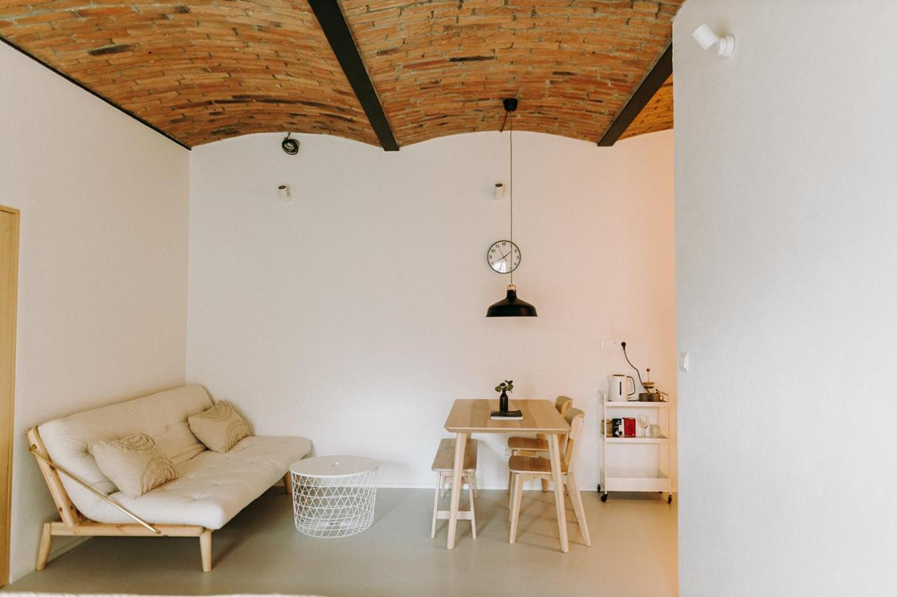 Apartmany Starak V Historickem Centru Znojma ズノイモ エクステリア 写真