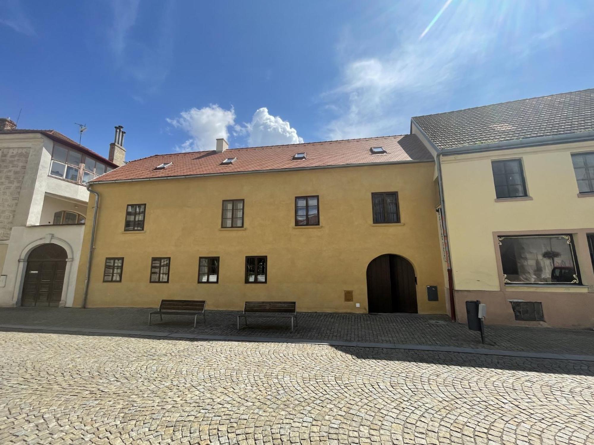 Apartmany Starak V Historickem Centru Znojma ズノイモ エクステリア 写真